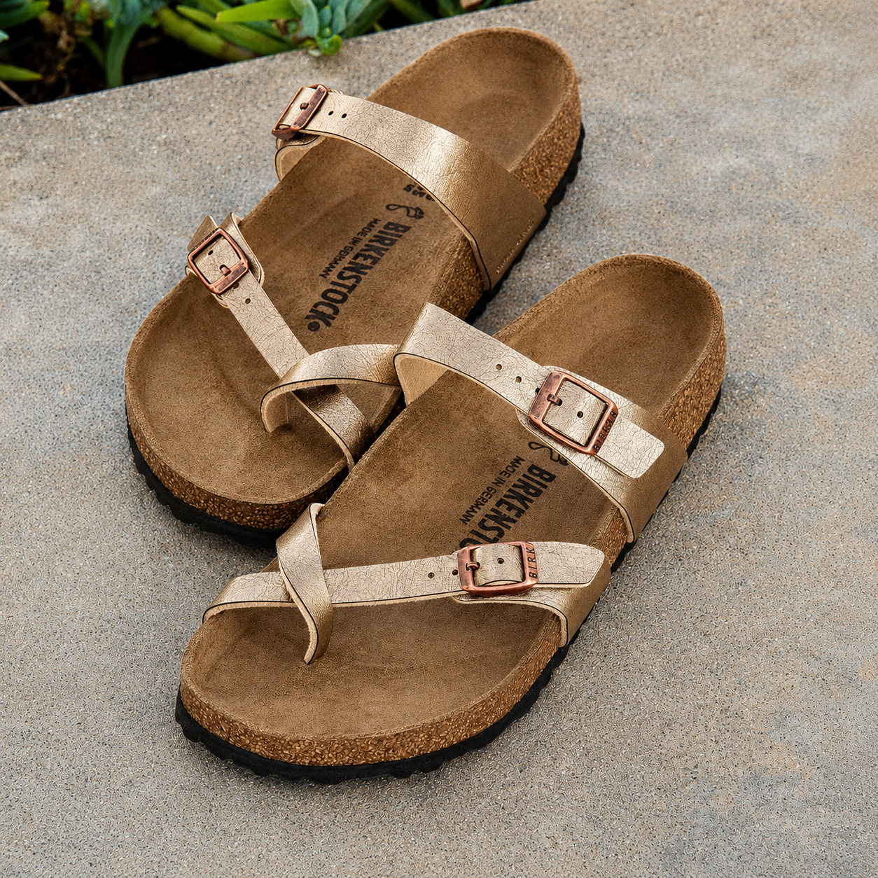 Recovery Slide Sandal with Toe Loop - Mayari
